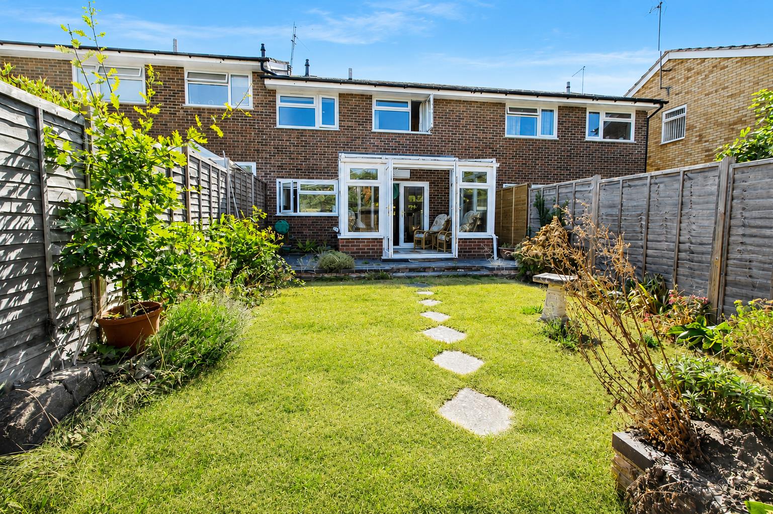 Newbery Close, Tilehurst, Reading